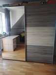 Szafa przesuwna black red white
