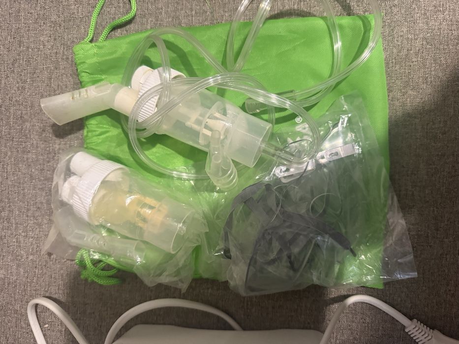 Компресорний інгалятор Vega