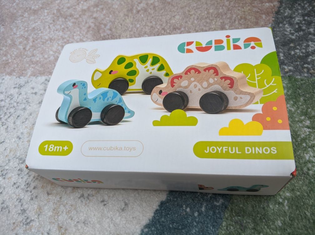 Розвиваючі дерев'яні іграшки Cubica Дитячий набір веселі динозаври