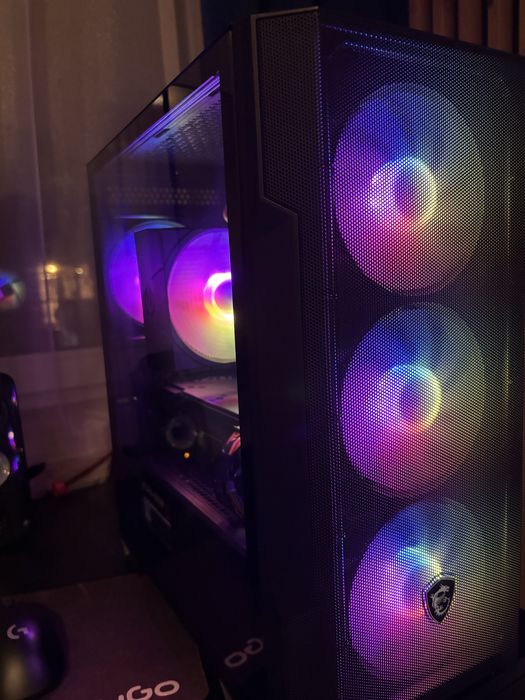 PC z Ryzen 5 3600x i RTX 2080, 960GB SSD.