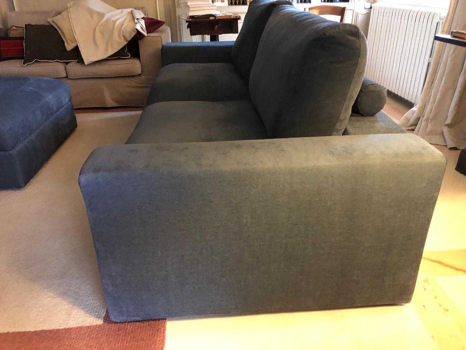 Sofá de 2 lugares da marca italiana Flexteam. Praticamente novo