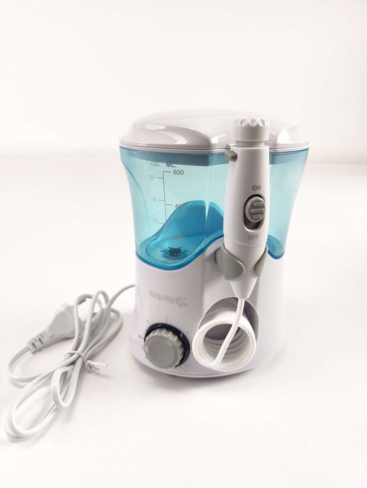 Irrigator do zębów i nosa z 8 dyszami Aquapik Pro