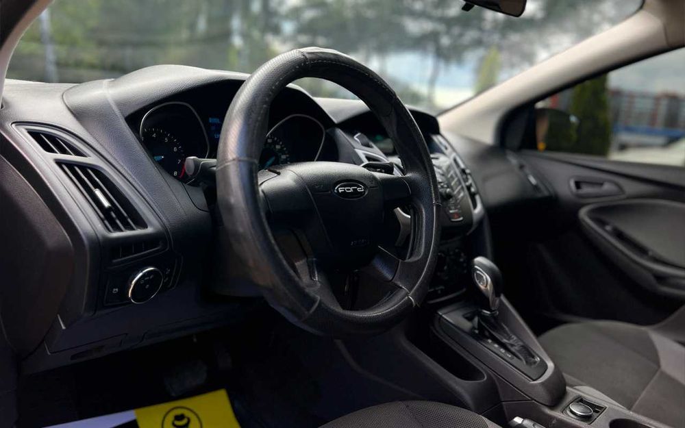 Ford Focus  2013