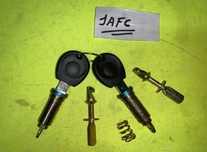 kit dos fechos das portas com chaves seat ibiza vw polo (novo)