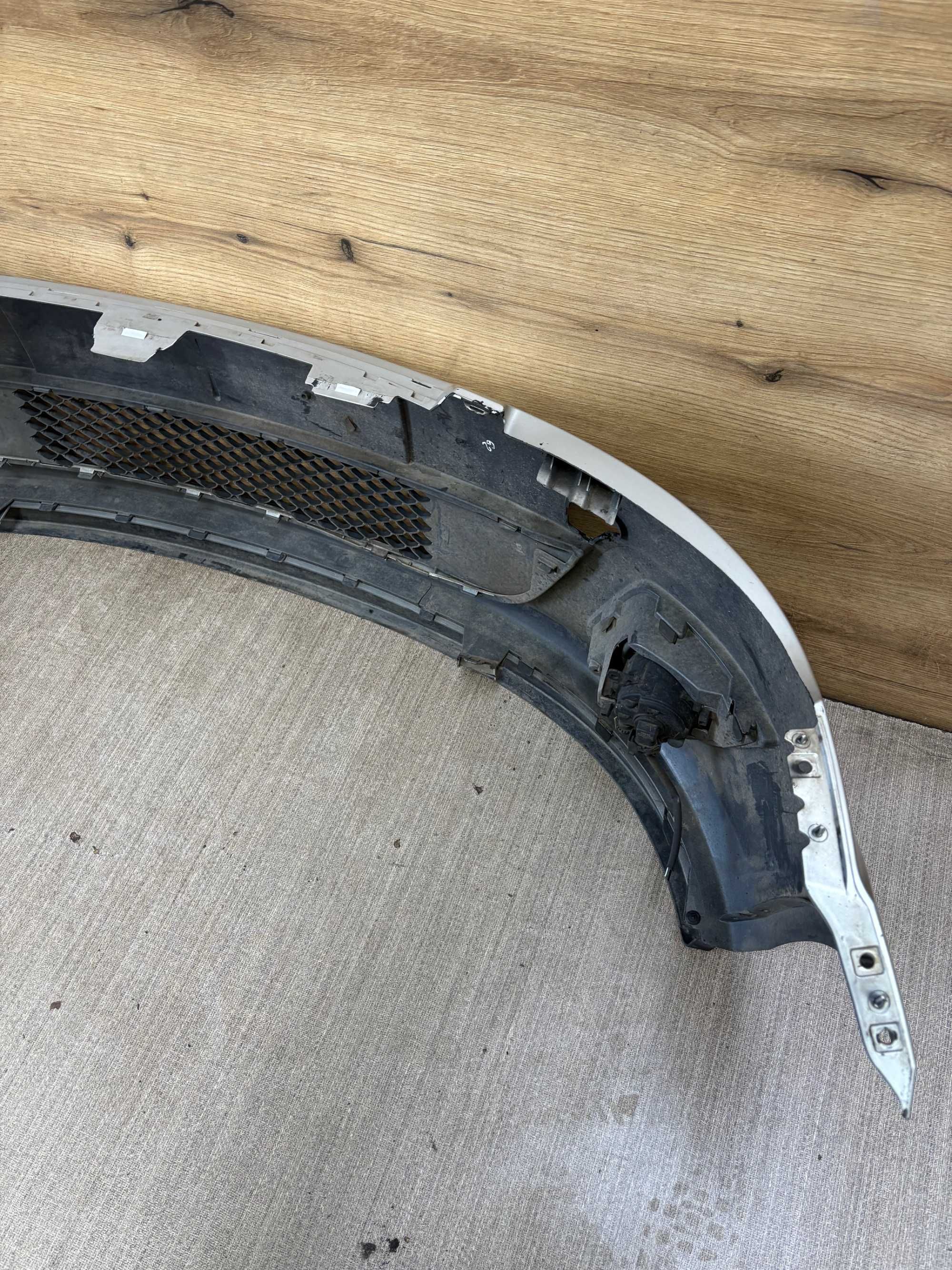 Zderzak przedni ford fiesta mk6 lift kolor 62