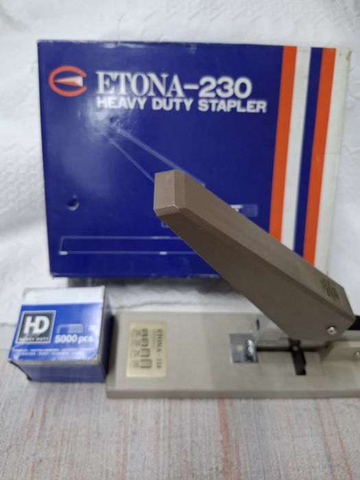 Agrafador grande 30cm