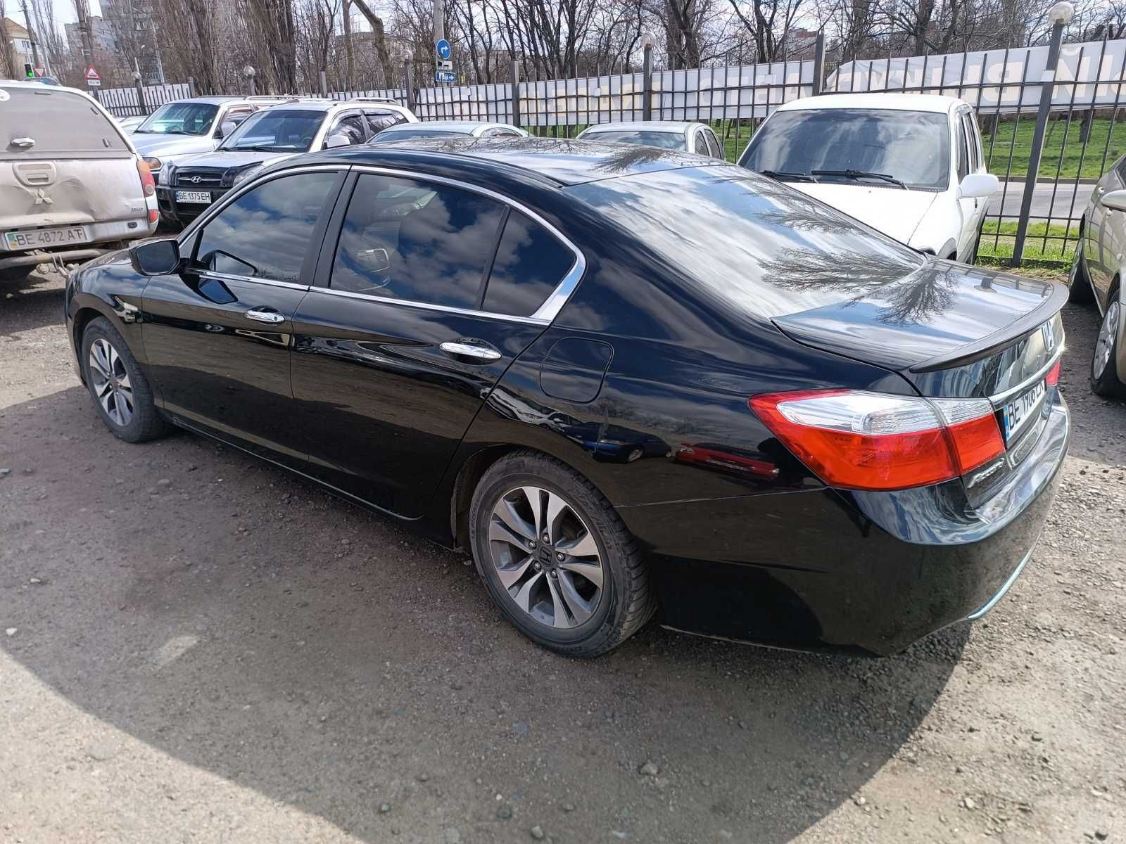 Honda Accord 2.4 бензин 2013 рік