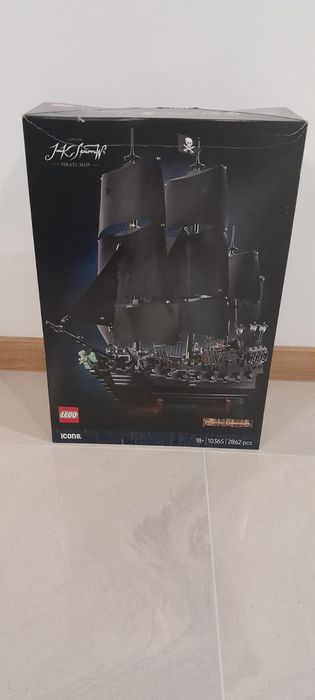 Lego Zestaw 10365, Statek piracki Kapitana Jacka