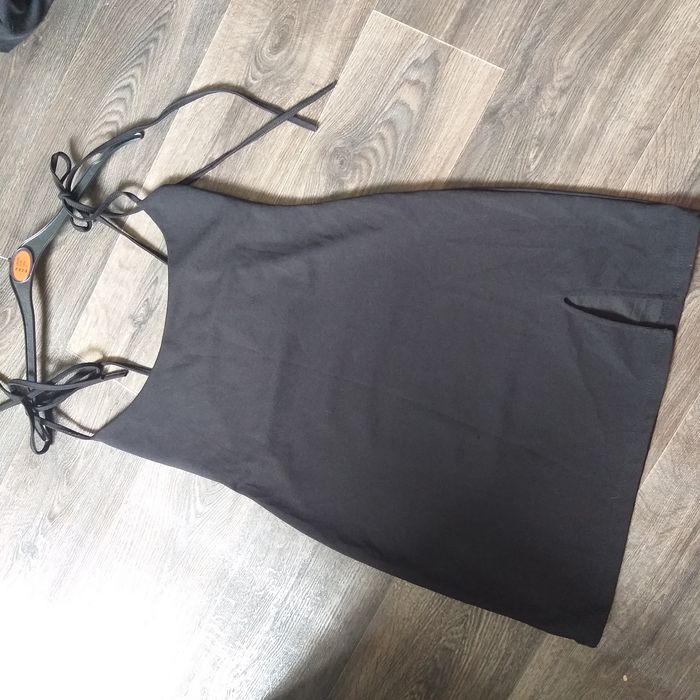 Легке платячко з розрізом