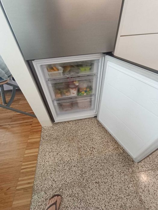 Frigorifico Samsung com 3 anos de uso dentro de garantia 10x anos