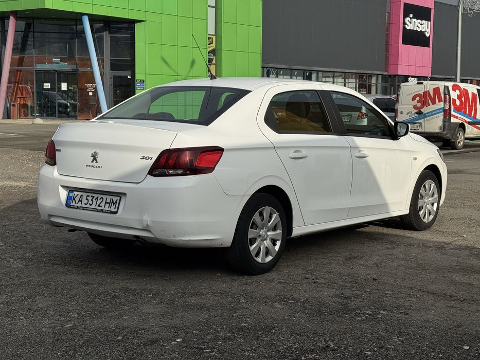 Продам Peugeot 301 2018 газ бенз