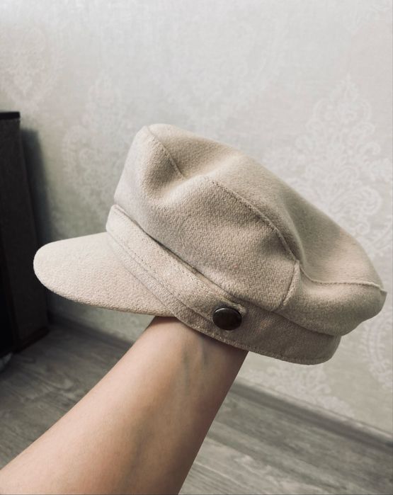 Кепі, капелюх, берет