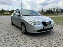 Sprzedam hyundaia elantra gaz automat