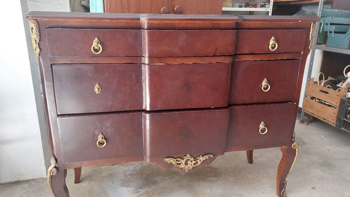 Comoda antiquário lacada