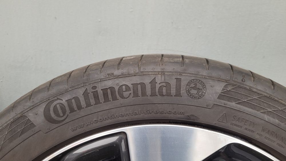 Alofelgi z oponami 245/45R19