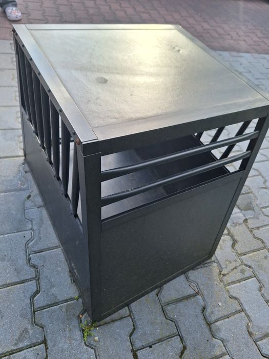 klatka na psa do auta