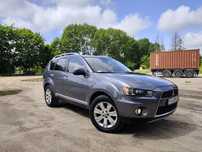 Praktyczne i niezawodne Mitsubishi Outlander 4x4 2008r 2,0d 7osobowy