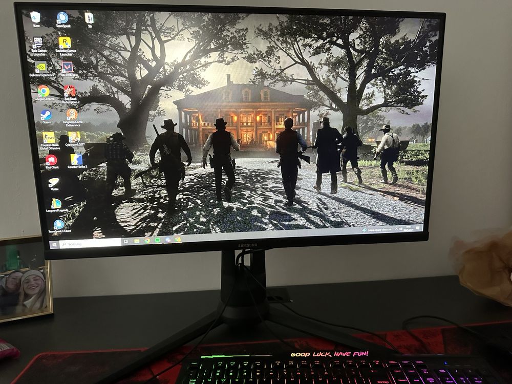 Samsung Odyssey G3 F27G35TFWUX1ms 144Hz FreeSync