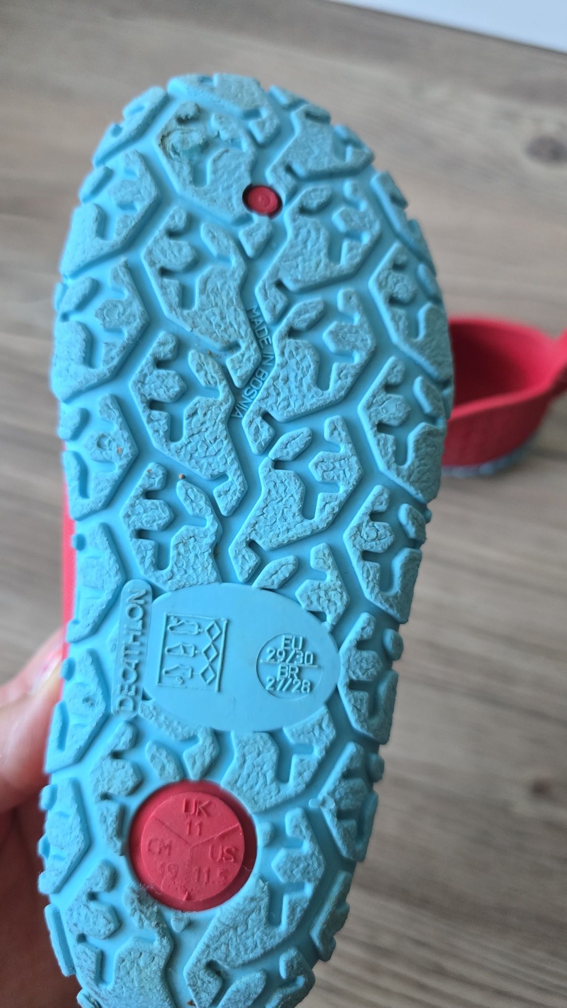 Buty do wody decathlon czerwone r ok 29/30 długość ok 17cm
