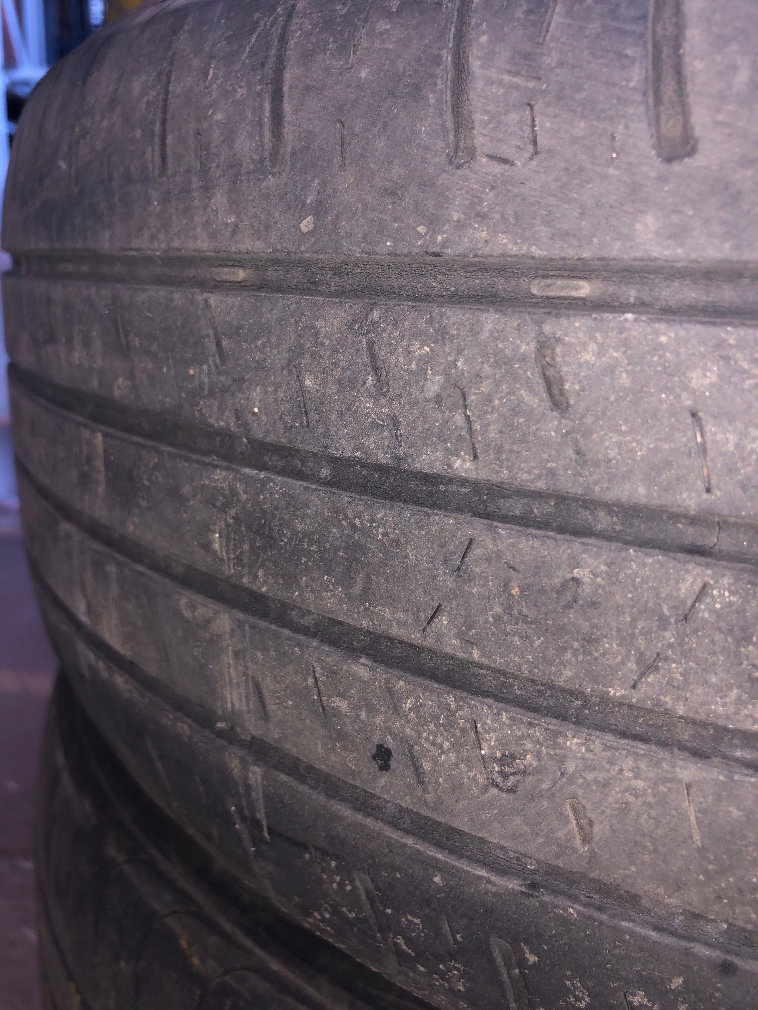 Продаю 4 летние шины Kumho Solus SA01 215/60 R17