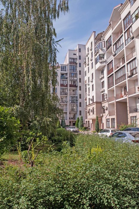3к, 90 м2, Поділ, вул. Щекавицька 30/39, метро Котрактова площа