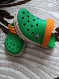 Продам дитячі crocs