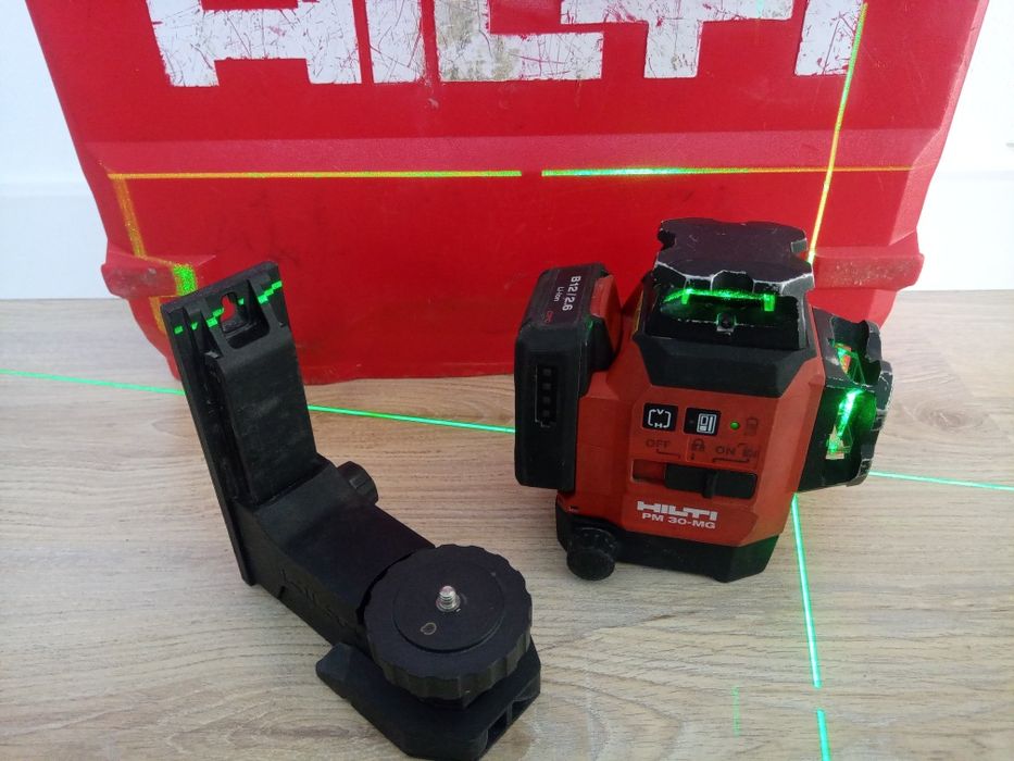 Hilti Pm 30 -MG Laser niwelator wieloliniowy 3x360st. zestaw