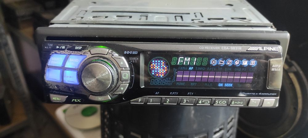 Radio samochodowe Alpine CDA 9831R , winda