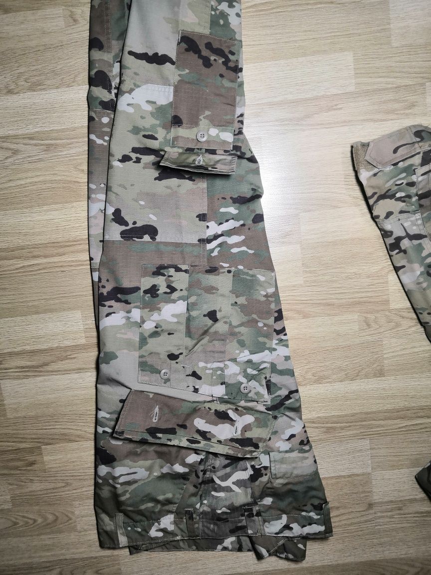 Форма США Army Combat Uniform