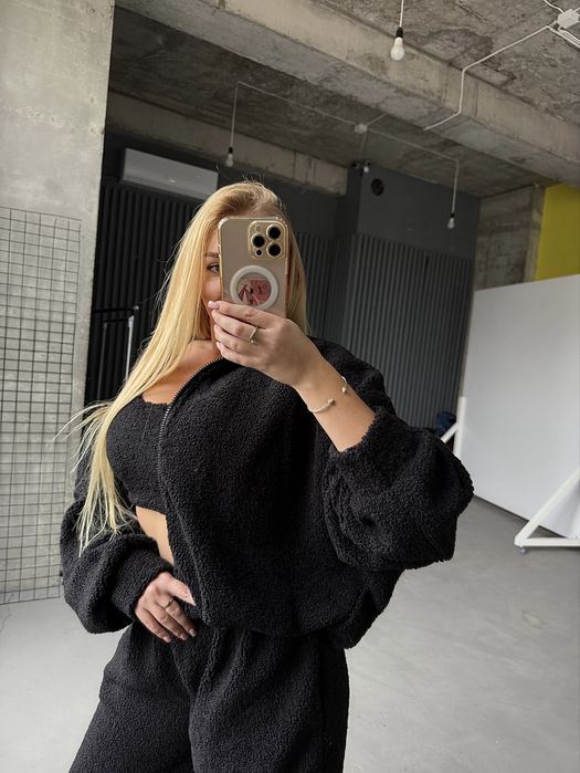 Женский  спортивный костюм тройка