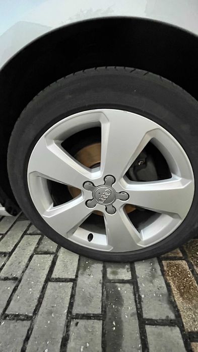 Jantes originais Audi A3 17" Furação 5 X 112