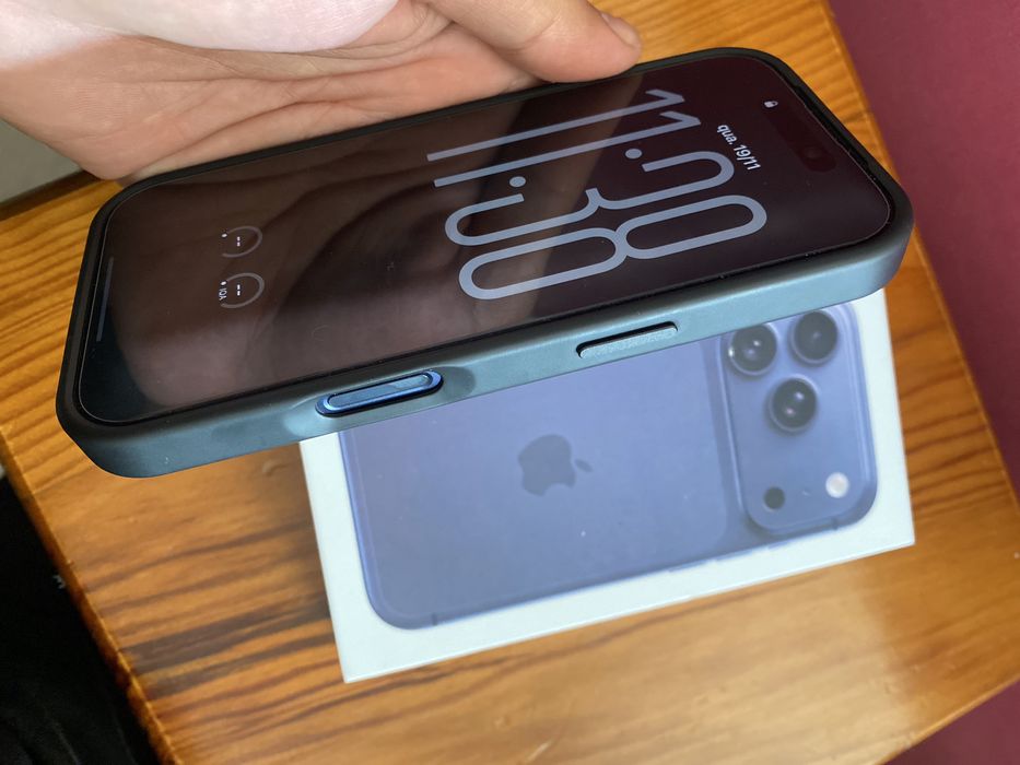 Iphone 17 pro 256 Azul 2 dias de uso.