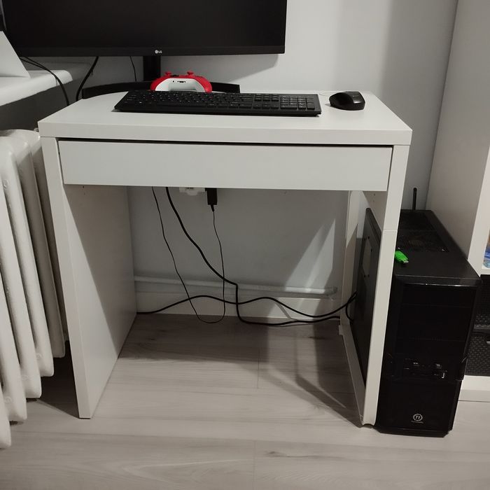 Biurko z krzesłem dla dziecka