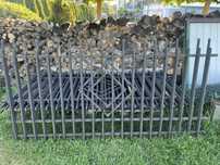 Sprzeslo plot  ogrodzenie metalowe