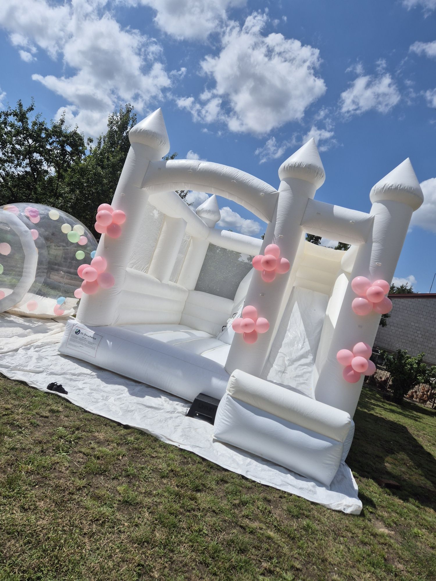 Zamek dmuchany i kula Bubble House