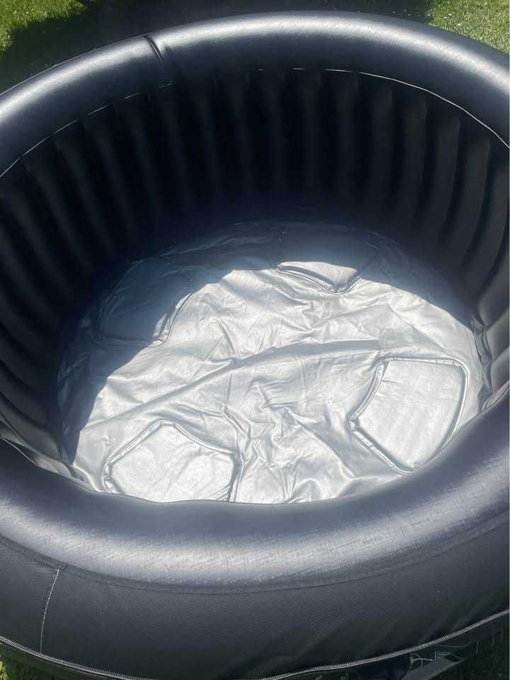 Jacuzzi dmuchane 4os CAMARO stan bdobry
