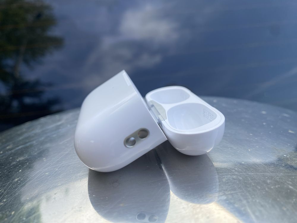 Продам кейс AirPods pro 2 Taype-c Оригінал