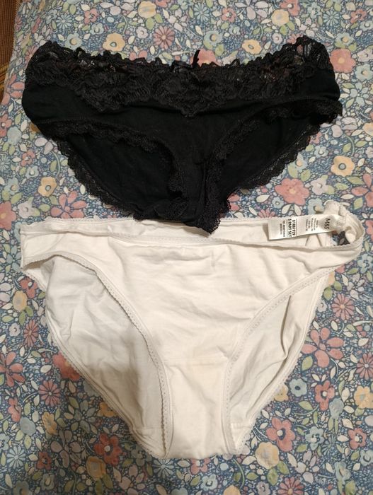 Жіночі трусики..