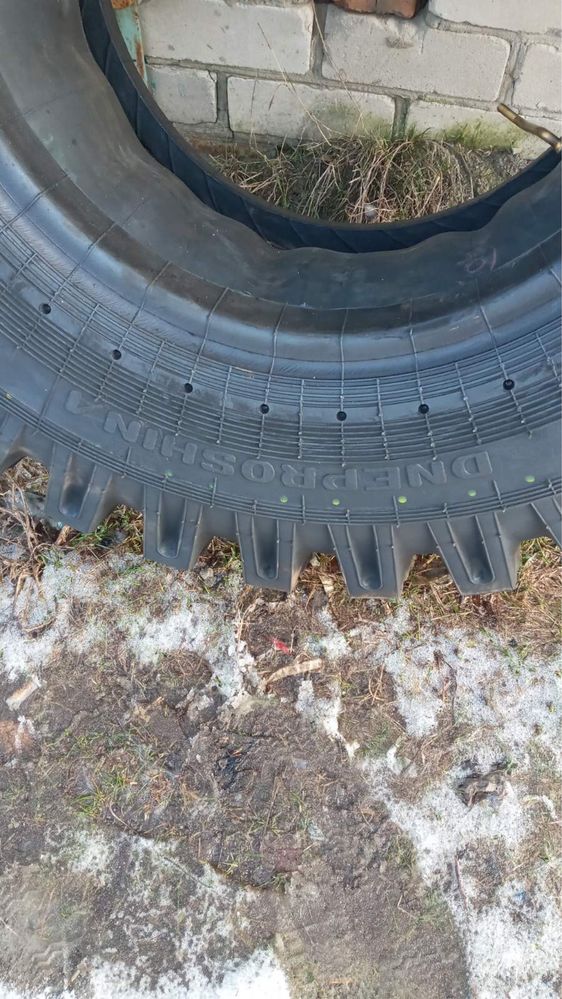 1100х400-533 (400/70-21)/12 О-47АM DNEPROSHINA ROSAVA