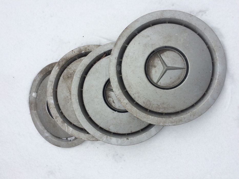 Колпаки для Mercedes Benz     201 401 02 24