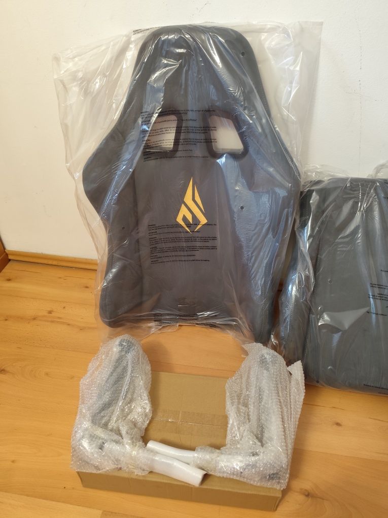 Fotel gamingowy biurowy Symino MP - 01 nowy