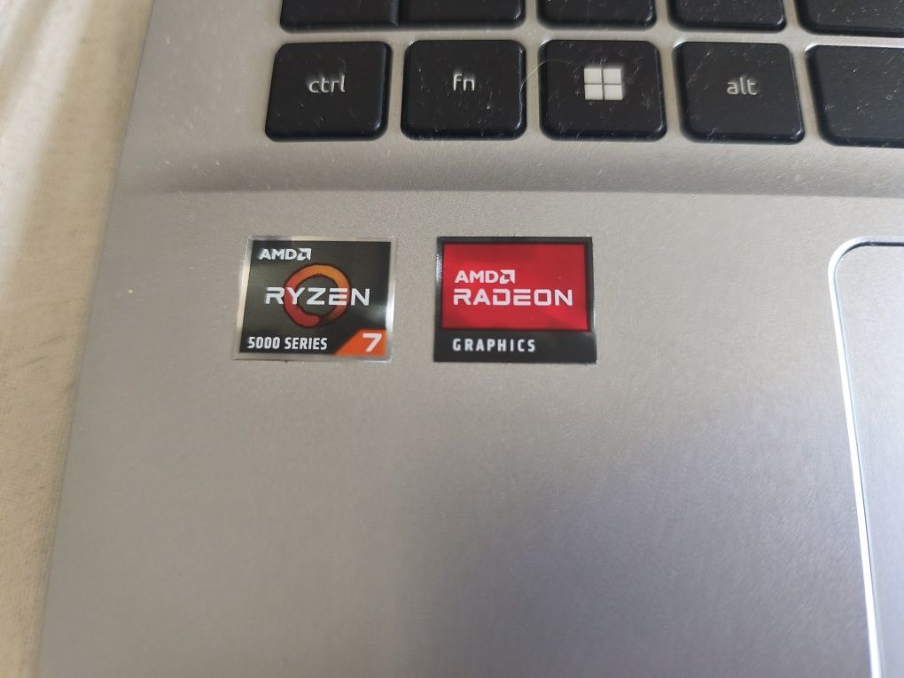 Vendo com urgência Acer aspire 3 15