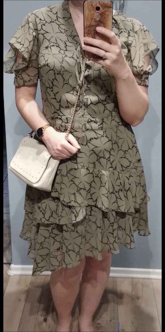 Elegancka sukienka khaki w czarne kwiaty r40 makalu