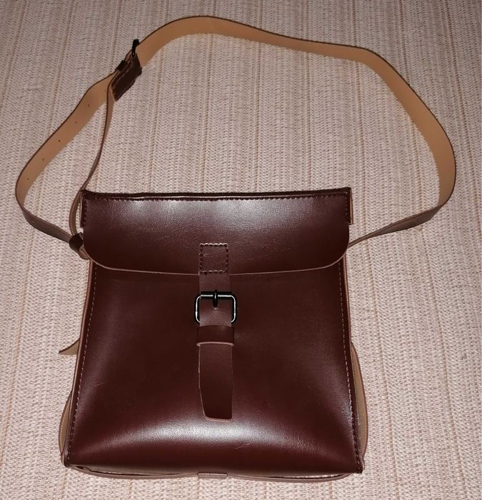 Mala de cabedal militar antiga