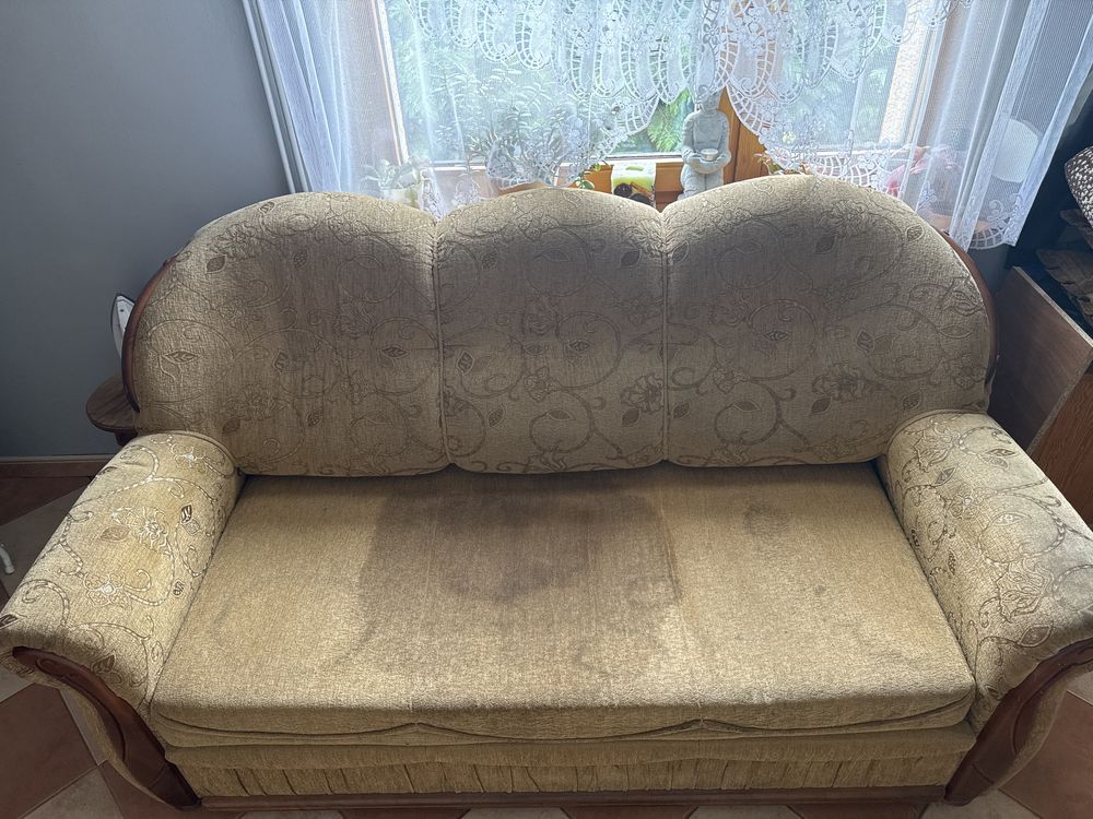 Sofa oddam za darmo