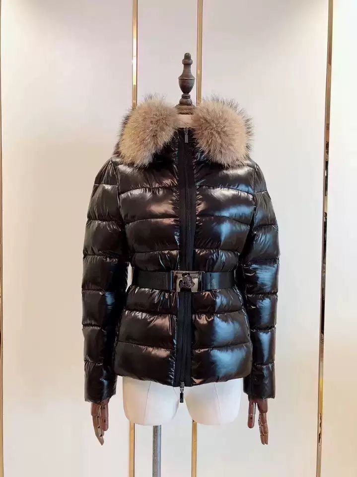 Moncler Tatie натур пышнейший мех енота чёрные и бардо  ХС,С,М