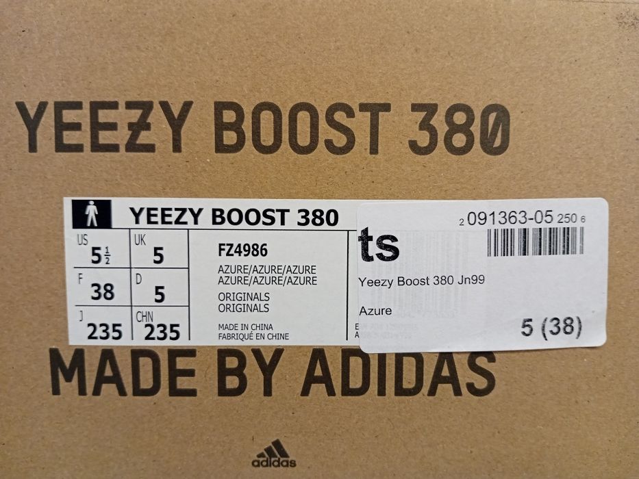 Pudełko po butach Adidas Yeezy Boost 380 BDB 38