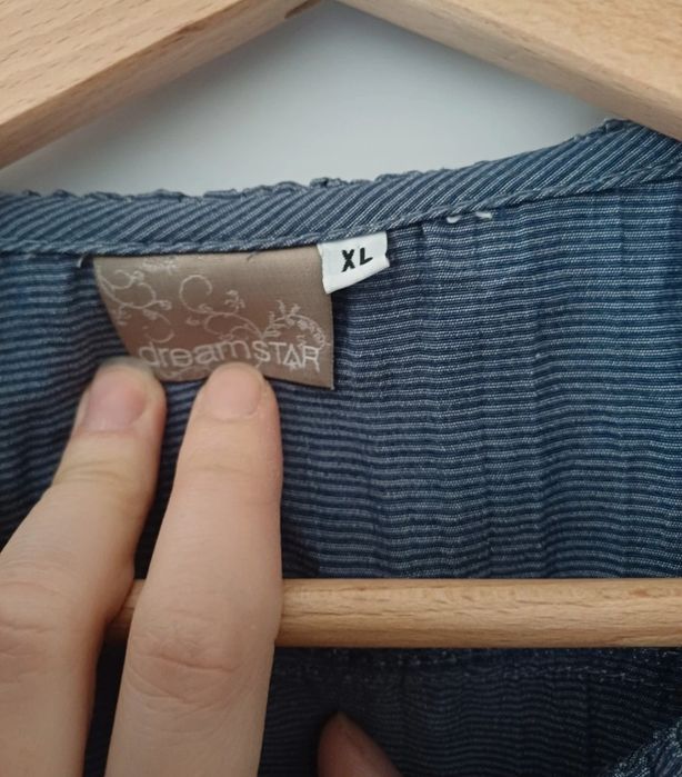 Cienka kurtka damska z dużym kołnierzem stójką Dreamstar XL