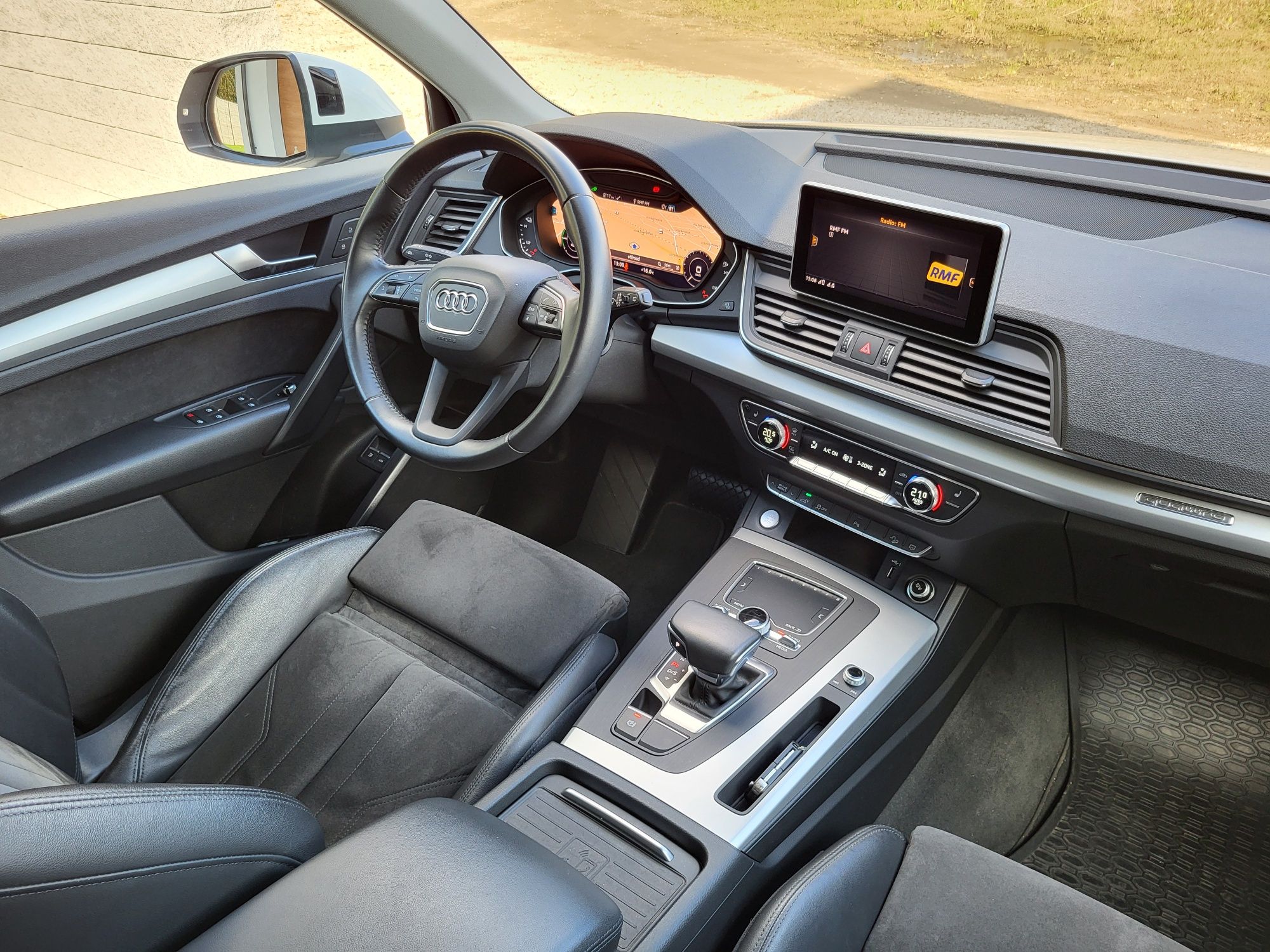 Audi Q5 TFSIe 367KM najbogatsza wersja
