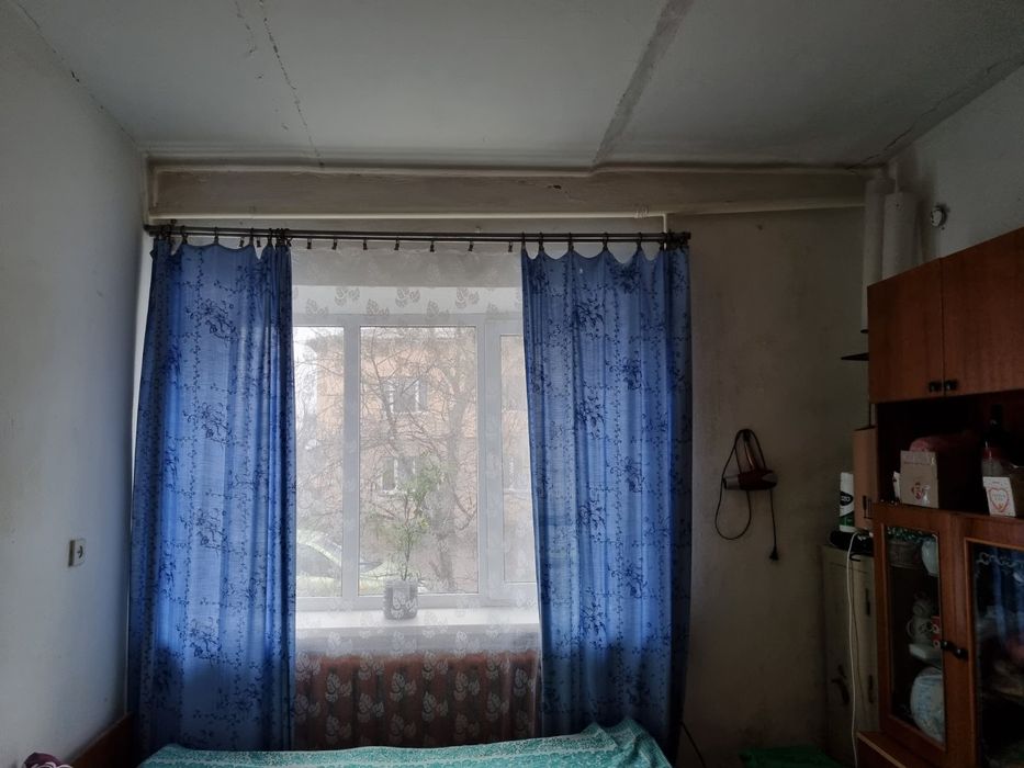 Продам 2кім квартиру у смт Семенівка